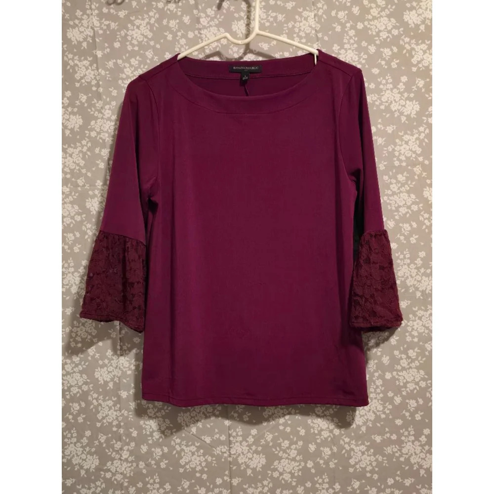 Women's Banana Republic Blouse, Size S, Burgundy
